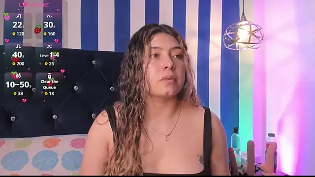 valeria rouse28 online show from September 12, 2025, 5:02 pm