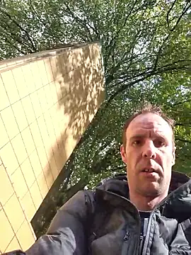 Snapshot of Mcnlrdam chatting on October 7, 2025, 11:07 am Mcnlrdam online show from October 7, 2025, 11:07 am