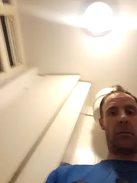 Snapshot of Mcnlrdam chatting on February 20, 2026, 6:30 pm Mcnlrdam online show from February 20, 2026, 6:30 pm