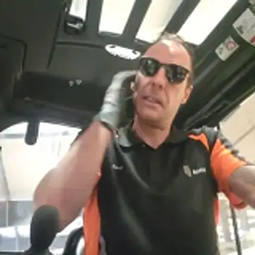 Snapshot of Mcnlrdam chatting on March 23, 2026, 8:40 am Mcnlrdam online show from March 23, 2026, 8:40 am