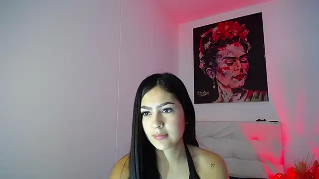 heidy 01 online show from November 14, 2025, 1:21 pm