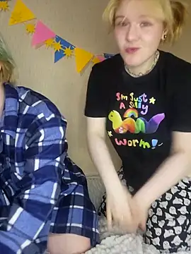 ricky feline online show from September 29, 2025, 6:24 pm