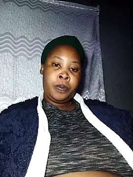 OCEANSQUITERXXX online show from October 23, 2025, 6:13 am