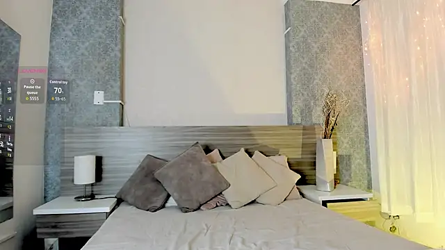 MiilaBlake online show from September 24, 2025, 7:39 pm