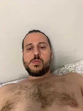 Snapshot of paleron34 chatting on June 19, 2026, 5:39 pm paleron34 online show from June 19, 2026, 5:39 pm