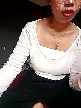 sulove xx online show from April 19, 2026, 1:49 am