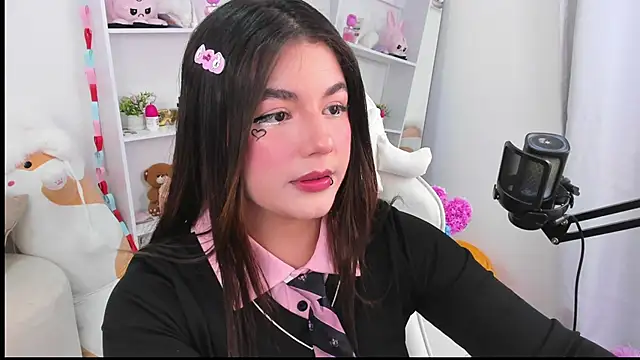 dolce antonellaa online show from February 20, 2026, 4:09 am