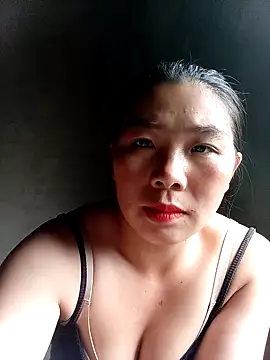 quynhkoolbae online show from September 30, 2025, 12:59 am