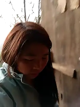 quynhkoolbae online show from November 25, 2025, 12:10 am