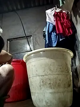 quynhkoolbae online show from April 19, 2026, 12:59 pm