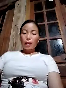 Annaacutee online show from September 21, 2025, 1:02 pm