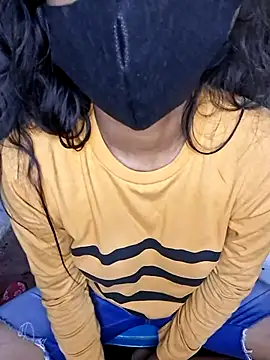 Snapshot of sunny_sweet chatting on June 18, 2026, 9:19 pm sunny sweet online show from June 18, 2026, 9:19 pm