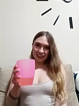 KisaVixen online show from March 4, 2026, 12:49 am