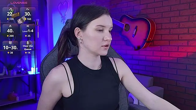 AgataWillis online show from April 21, 2026, 5:28 pm