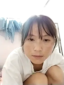 linda bae00 online show from September 10, 2025, 12:27 pm