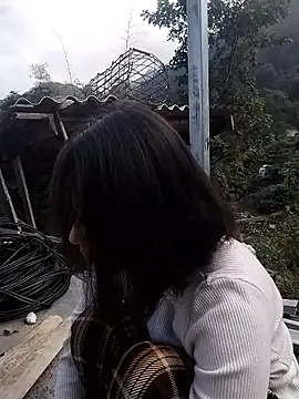 linda bae00 online show from December 15, 2025, 5:44 am