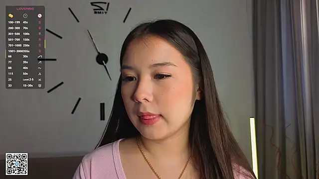 AlberthaEscue online show from September 22, 2025, 4:14 am