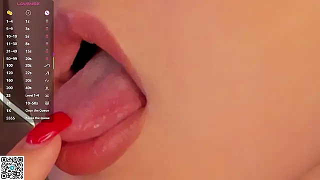 AlberthaEscue online show from November 24, 2025, 4:12 am