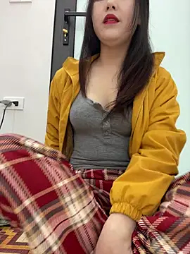 Dieknr online show from February 10, 2026, 2:37 am