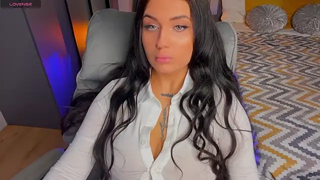 Snapshot of mygoddesshecate chatting on July 18, 2026, 2:54 pm mygoddesshecate online show from July 18, 2026, 2:54 pm