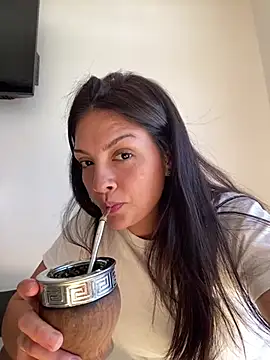 Danielaeliana online show from February 20, 2026, 6:19 pm