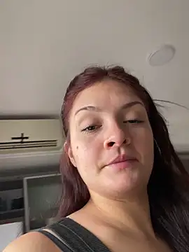 Snapshot of Danielaeliana chatting on June 9, 2026, 5:35 pm Danielaeliana online show from June 9, 2026, 5:35 pm