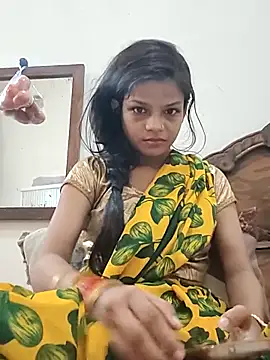 Komal0099 online show from September 25, 2025, 2:37 am