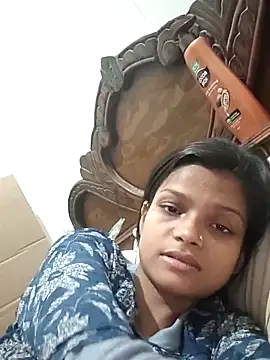 Komal0099 online show from November 14, 2025, 3:00 pm