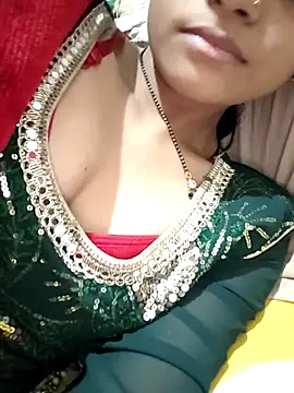 Komal0099 online show from December 2, 2025, 3:40 pm