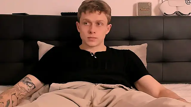 TalkingHead 0  online show from December 20, 2025, 2:57 pm