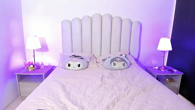 SofieBunnie online show from September 26, 2025, 10:14 pm