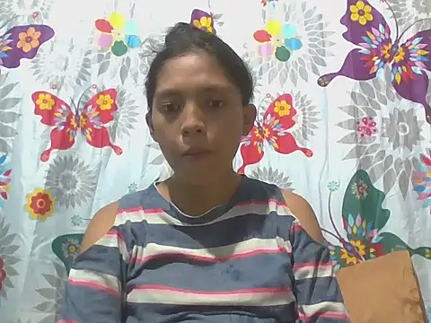 preggymom19 online show from October 24, 2025, 3:47 am