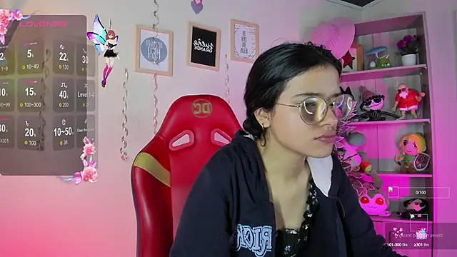 Lana Dreams  online show from September 10, 2025, 12:38 pm