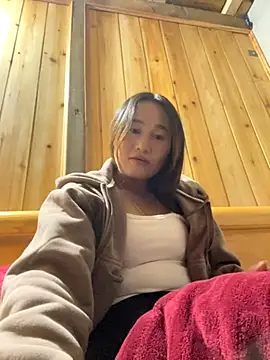 phungtiti online show from November 29, 2025, 2:42 pm