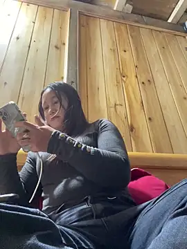 phungtiti online show from March 5, 2026, 12:39 am