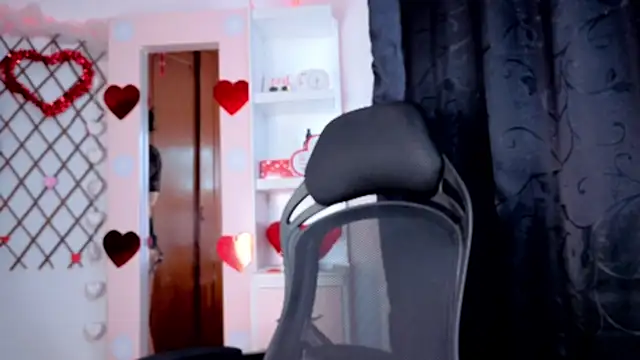 6gaaby online show from September 22, 2025, 5:48 pm