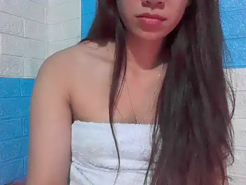 fanchunn online show from October 4, 2025, 2:48 pm