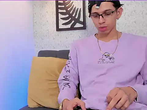 nicolai drake online show from September 12, 2025, 8:03 am