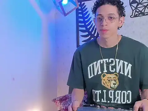 nicolai drake online show from September 18, 2025, 3:30 am