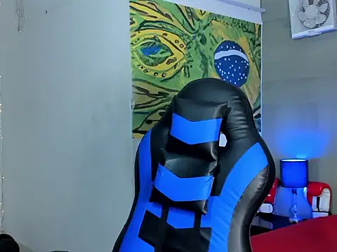 nicolai drake online show from October 25, 2025, 3:36 am