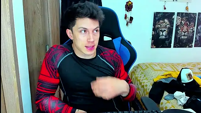 javiersexymann online show from January 15, 2025, 8:48 pm