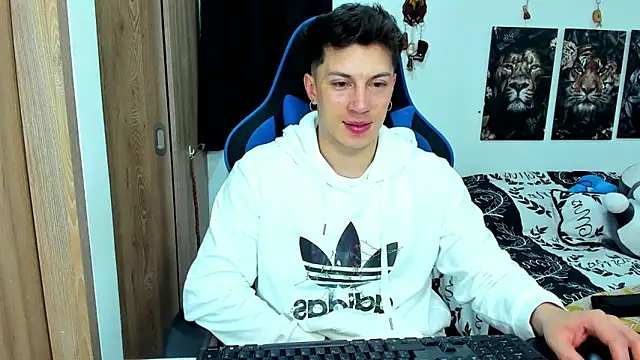 javiersexymann online show from January 23, 2025, 5:35 am