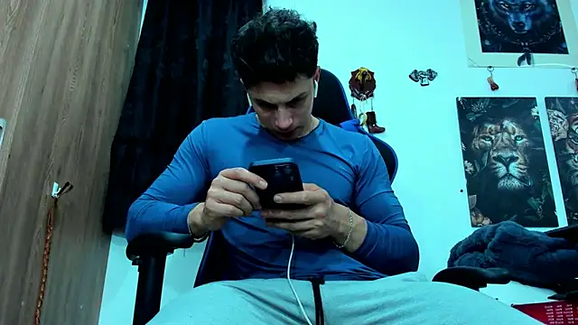 javiersexymann online show from February 23, 2025, 12:30 am