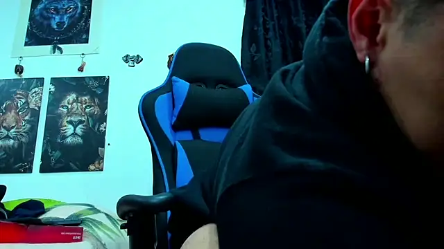 javiersexymann online show from March 16, 2025, 1:07 am