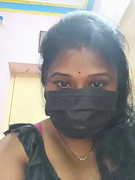 Snapshot of chaitara-reddy chatting on July 17, 2026, 8:32 am chaitara-reddy online show from July 17, 2026, 8:32 am