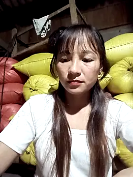 Mini3333 online show from October 2, 2025, 10:17 pm