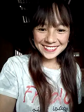 Mini3333 online show from October 20, 2025, 12:44 am