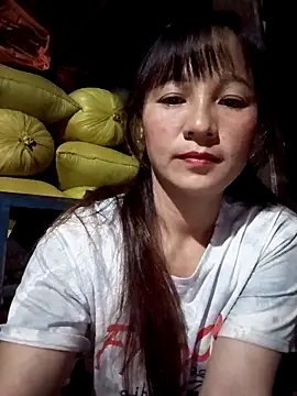 Mini3333 online show from October 26, 2025, 4:46 pm