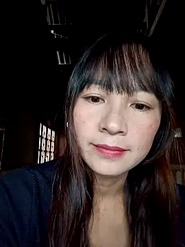 Mini3333 online show from November 3, 2025, 4:03 am