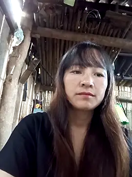 Mini3333 online show from December 4, 2025, 1:15 am